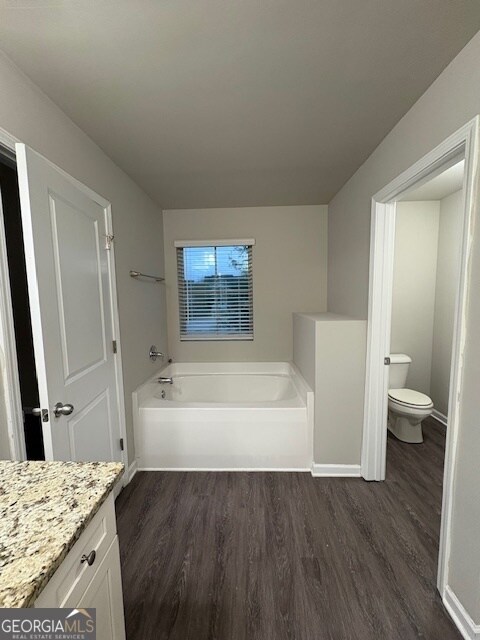 Building Photo - 314 Nutwood Trce