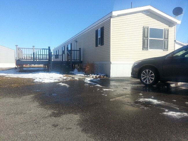 Building Photo - Spacious 3BR/2BA Home in the Heights with Oversized Trex Deck & Central A/C