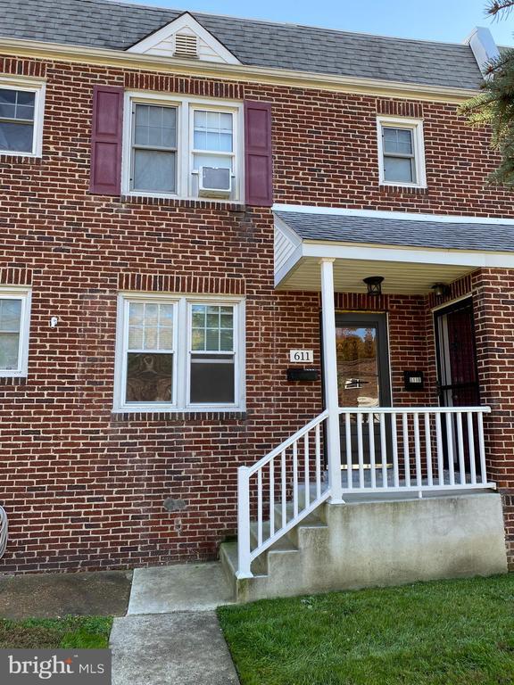 Building Photo - 611 Broadway