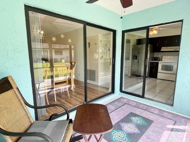 Building Photo - 4961 Dovewood Rd