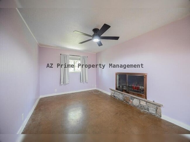 Building Photo - 351 E Encanto Dr