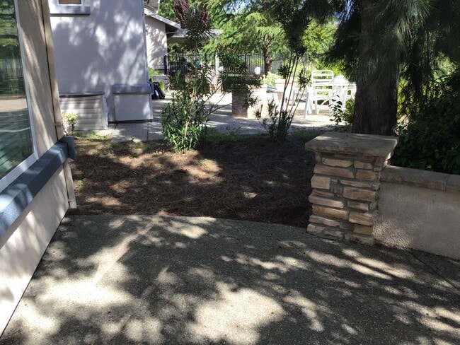 Building Photo - Sun City Lincoln, a 55+ Community- Coronado model. Three-bedroom, Three bathroom