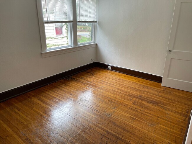 Building Photo - Single Family Home in The Heart of Lynchburg
