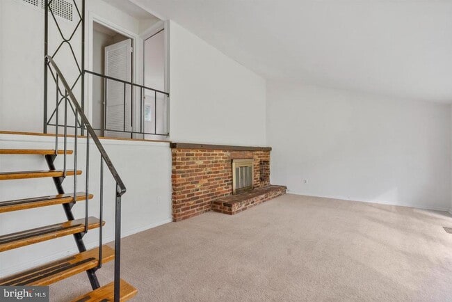 Building Photo - 6318 Willowood Ln
