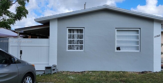 Building Photo - 11267 SW 7th St