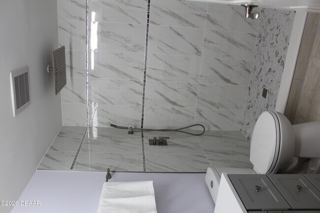 Building Photo - 329 Wilder Blvd