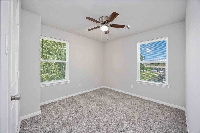 Building Photo - 7987 Chateau St