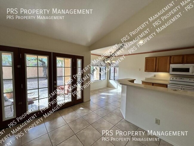 Building Photo - 3809 E Desert Flower Ln