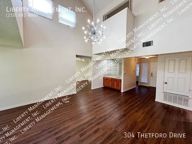 Building Photo - 304 Thetford Dr
