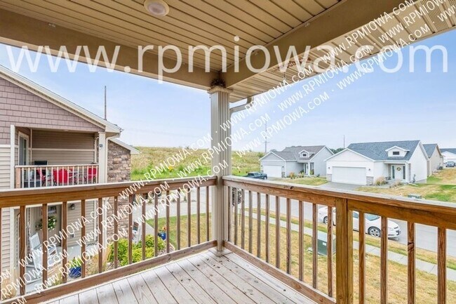 Building Photo - 1104 Cheyenne Dr