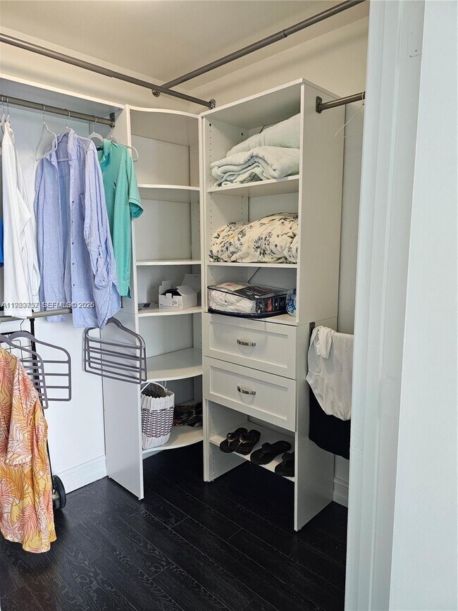 Building Photo - 1945 S Ocean Dr