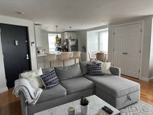 Building Photo - 11 Mill Rd