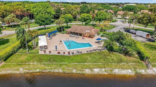 Building Photo - 10173 Mangrove Dr