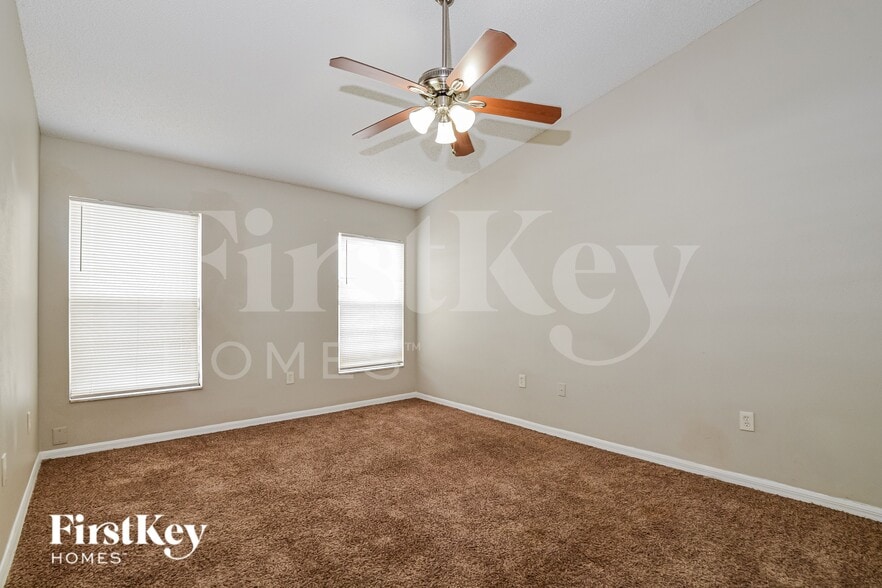 Building Photo - 6551 Viewpoint Ct