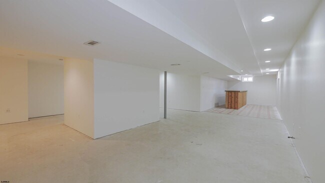 Building Photo - 311 Glenn Ave