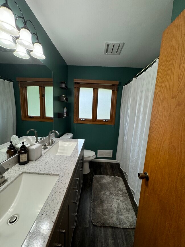Main Floor Bathroom - 108 Bluwood Ave
