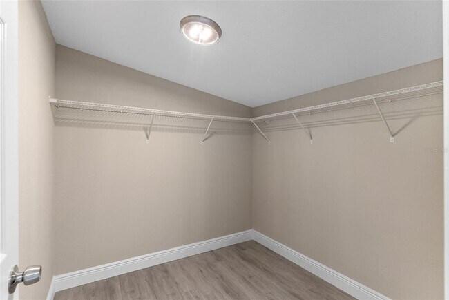 Building Photo - 15375 SE 64th Pl