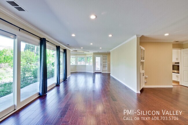 Building Photo - Amazing Cupertino Home!