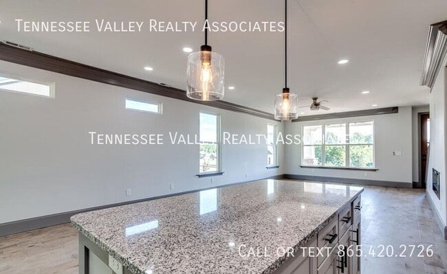 Building Photo - 7814 Lake Mountain Ln