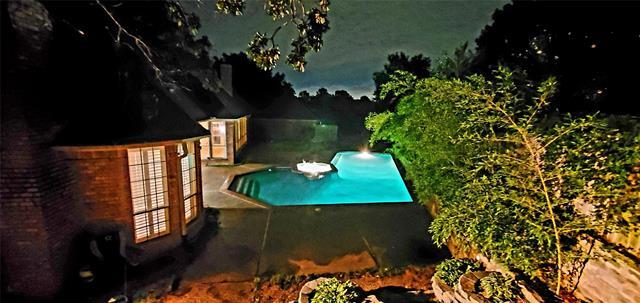 Building Photo - 905 Briar Ridge Dr