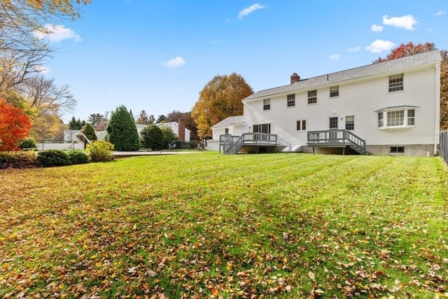 Building Photo - 45 Stanford Dr