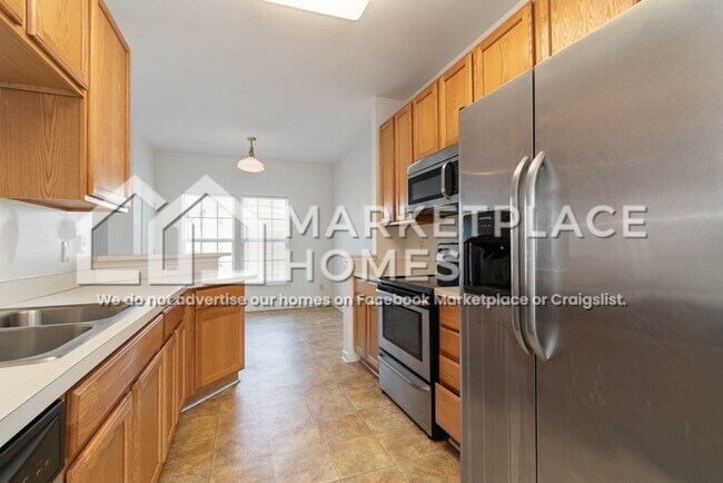 Building Photo - 5170 Hickory Hollow Pkwy