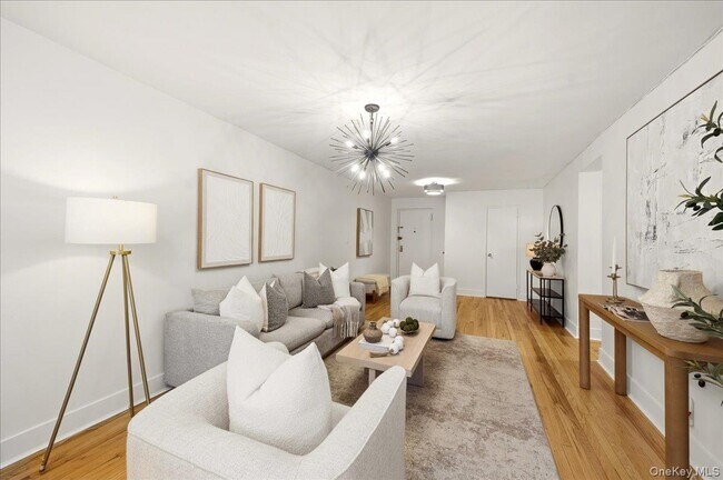 Building Photo - 610 Waring Ave