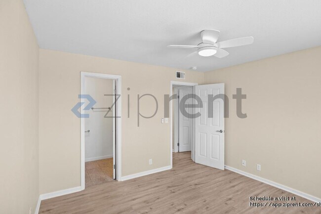 Building Photo - 8370 Parish Way