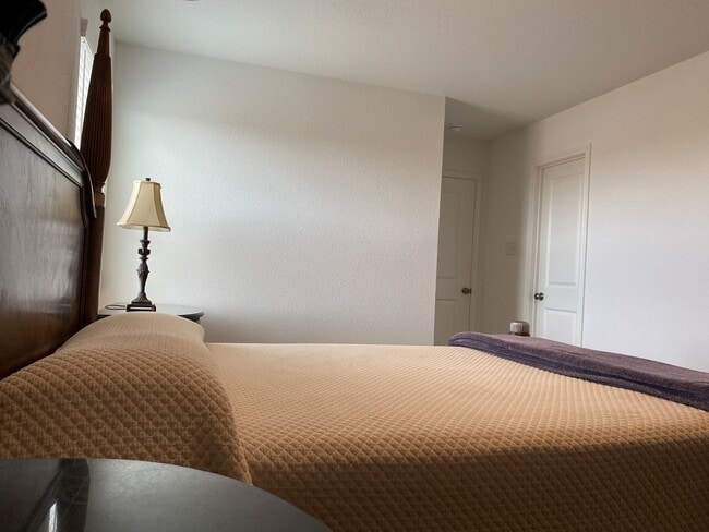 Building Photo - 252 Tugboat Annie Wy