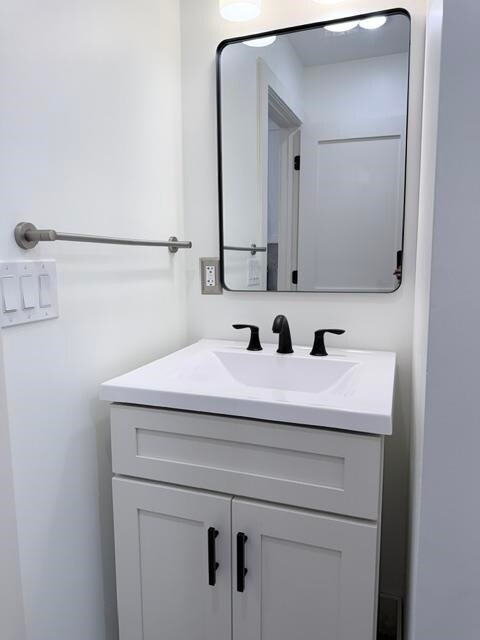 Building Photo - 77 Williams Ave