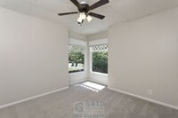 Building Photo - Charming 3 Bedroom Craftsman Home Availabl...