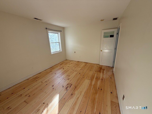 Building Photo - 500 Nonnewaug Rd