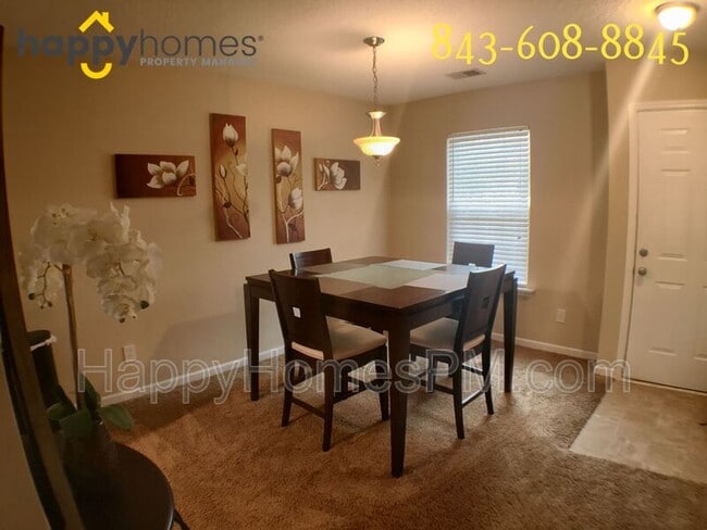 Building Photo - 7852 Park Gate Dr