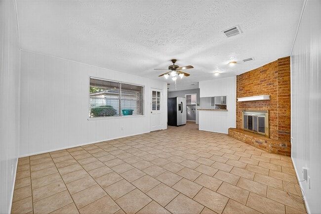Building Photo - 9602 S Petersham Dr