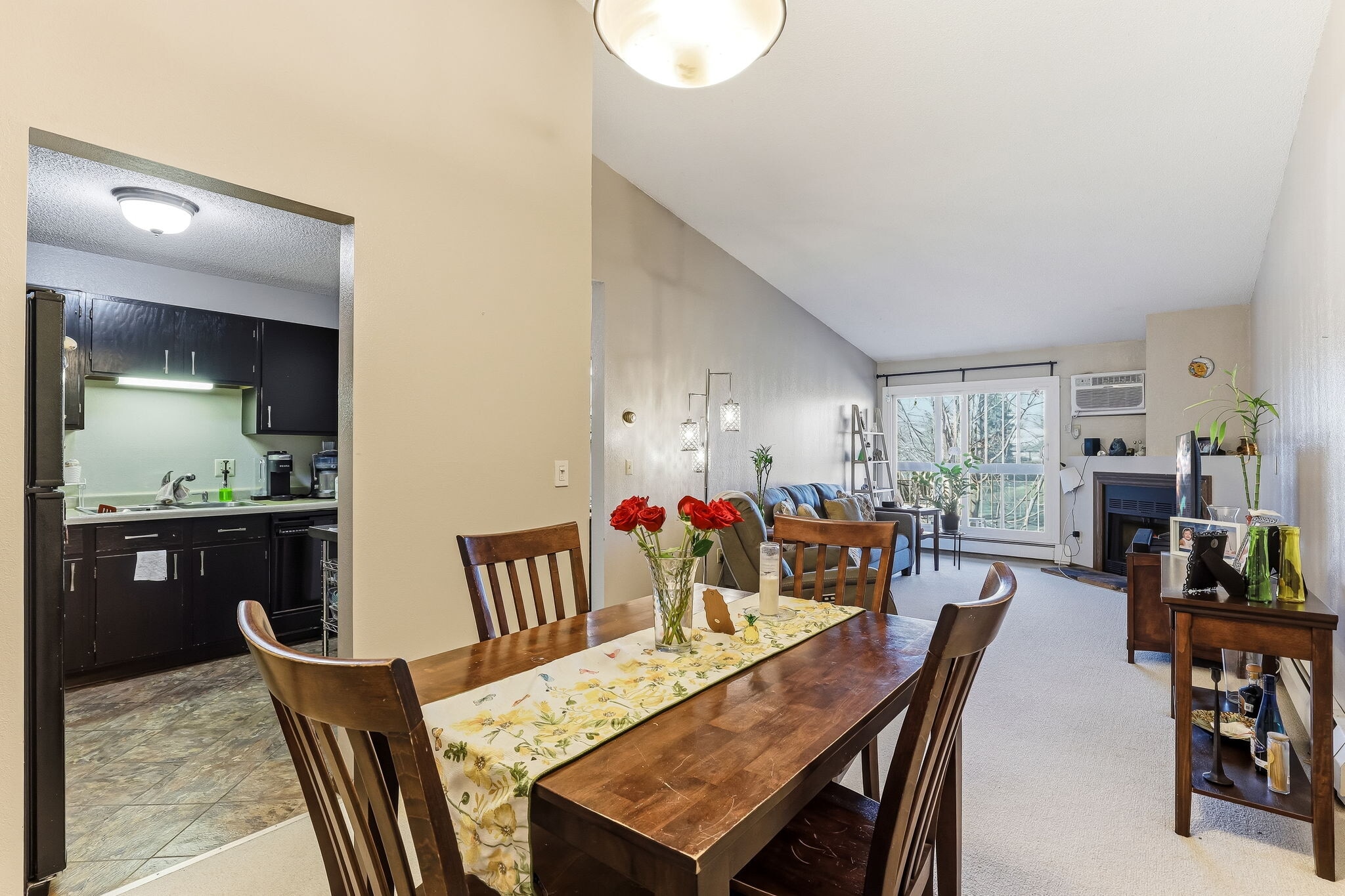 Building Photo - 3850 Plymouth Blvd