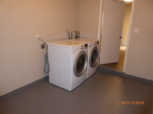 Building Photo - Charming 3 Bed 2 Bath Rambler in Eastgate