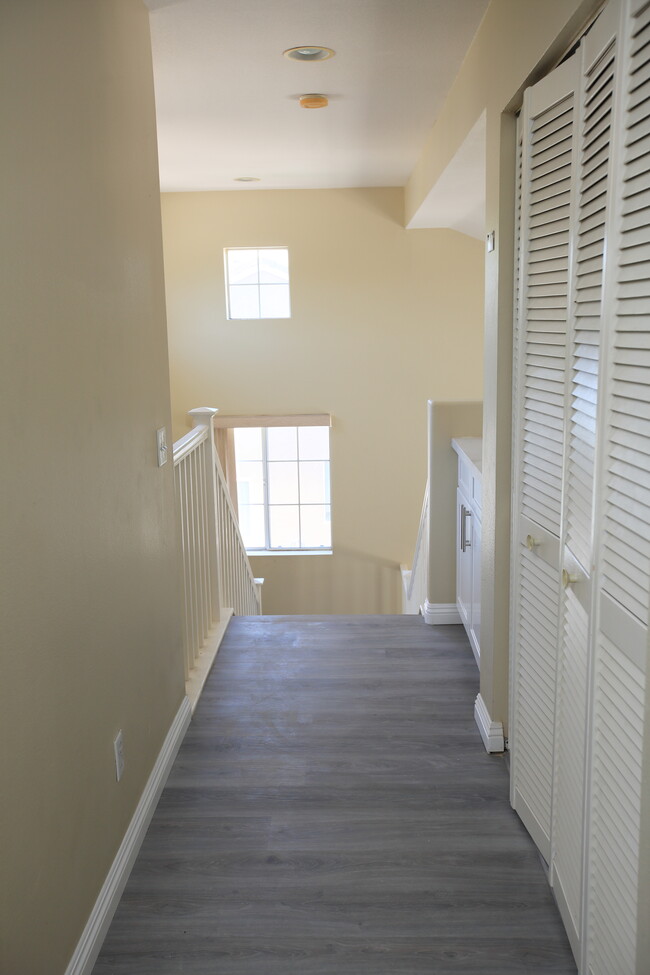 Building Photo - 42084 Orange Blossom Dr