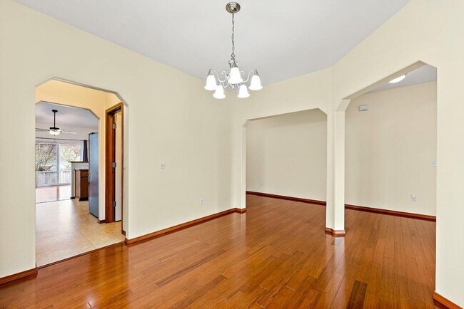 Building Photo - Beautiful Single-Story Olympia Home with Dog Wash, Garden Beds & Thoughtful Layout