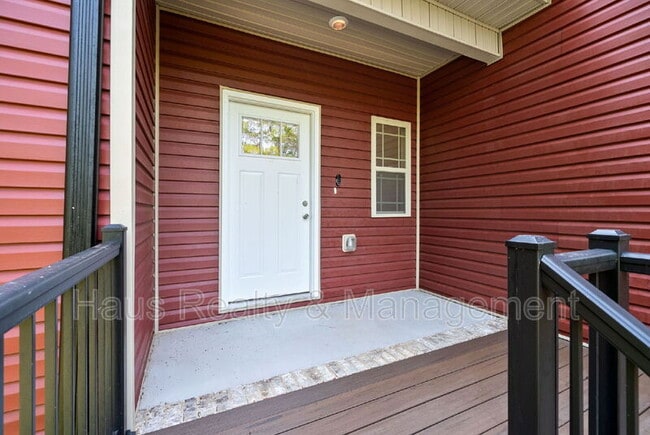 Building Photo - 6466 Hwy 48 N