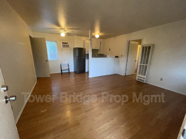 Building Photo - 2612 Connie Dr