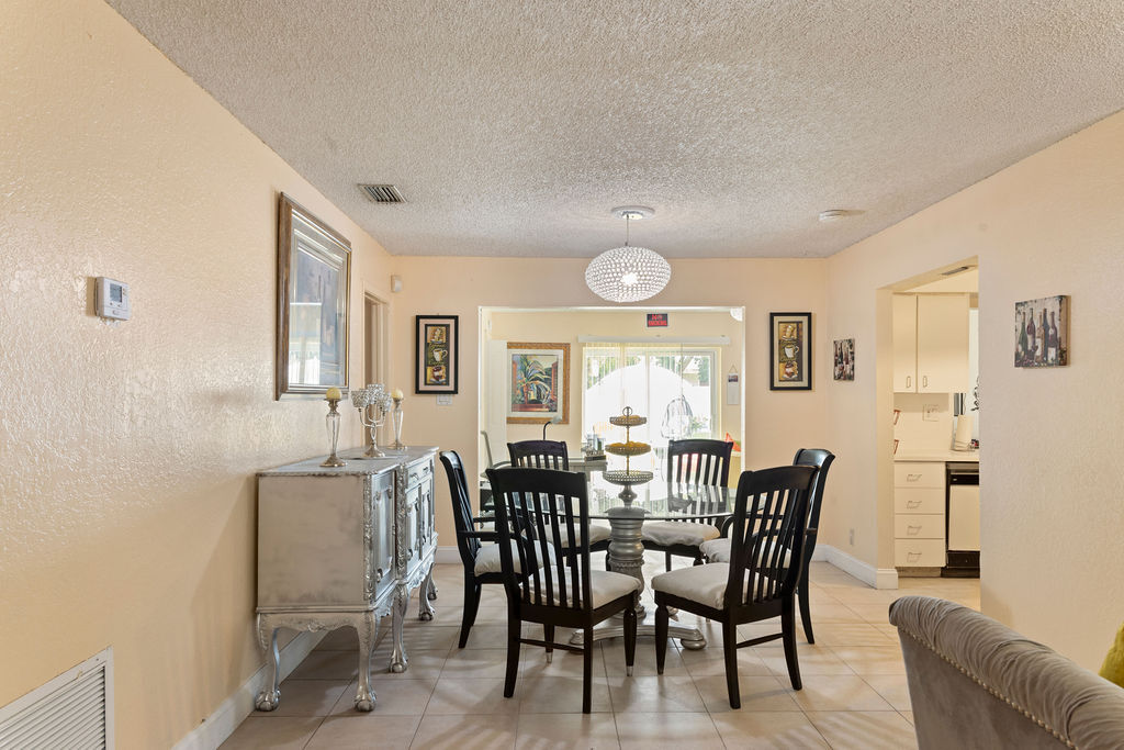 Building Photo - 7560 NW 16th St