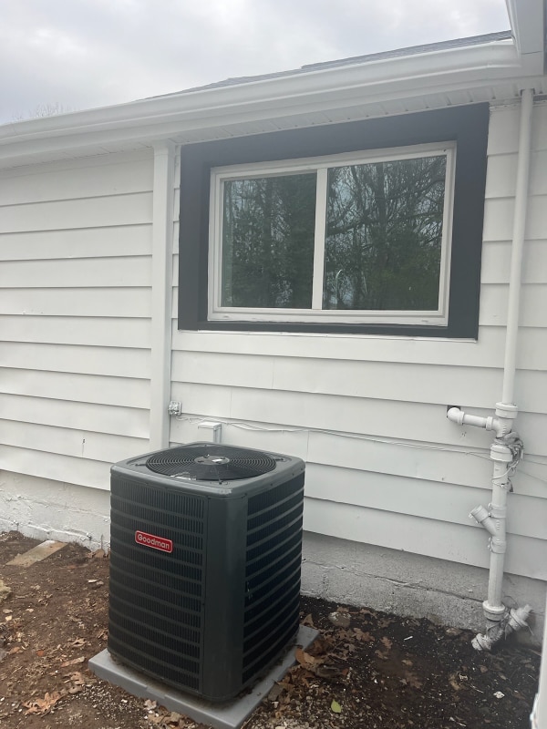 Building Photo - 728 Rodey Ave