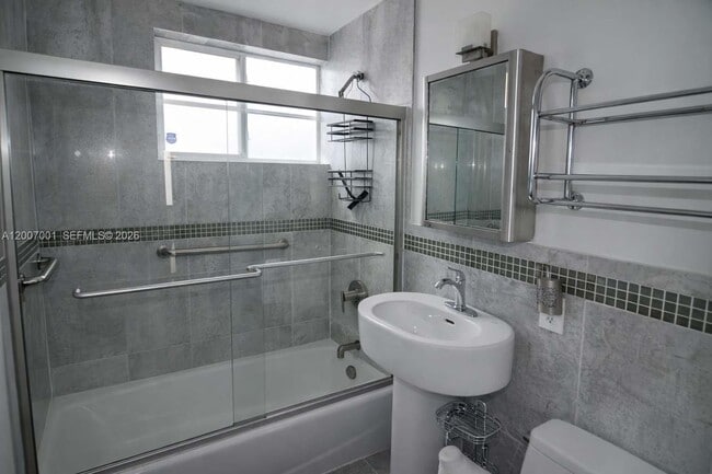 Building Photo - 1333 15th St