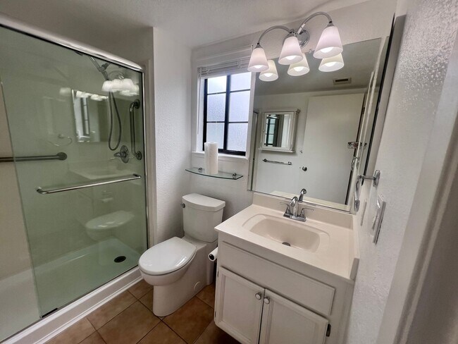 Building Photo - STUNNING 1BD/1BA TOWNHOUSE IN FREMONT CA!!!!