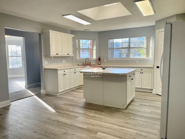 Building Photo - 3/2 Home in Cantonment