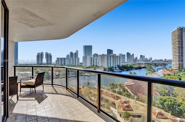 Building Photo - 19667 Turnberry Way