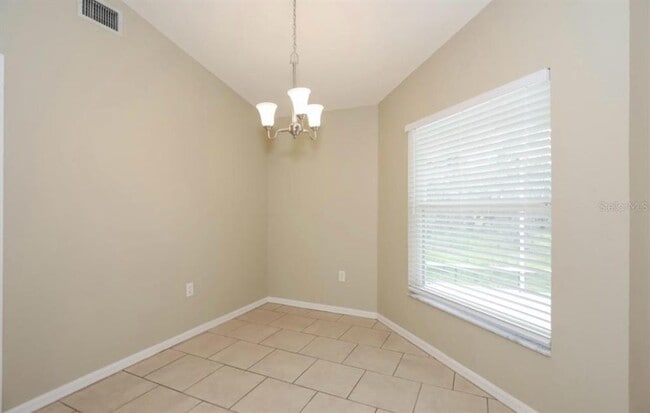 Building Photo - 29251 Crossland Dr