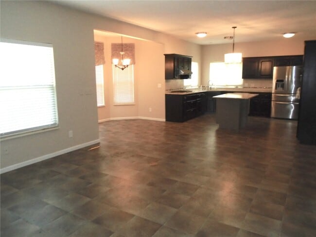 Building Photo - 1109 Peachtree Ct