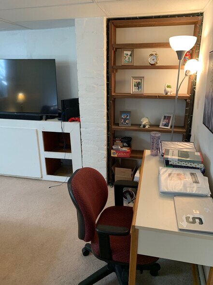 Living Room - 715 Lawrence St