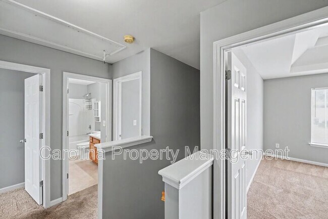 Building Photo - 10521 Barvas St